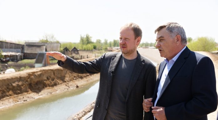 Виктор Томенко: в 2025 году в Краснощековском районе будет построена новая амбулатория