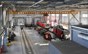 В 2023 году уровень зарплаты в обрабатывающей промышленности Алтайского края увеличился почти на четверть