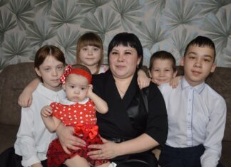 В Алтайском крае в Год семьи по поручению Губернатора Виктора Томенко совершенствуются меры поддержки многодетных семей