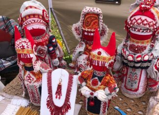 140 малых компаний региона приняли участие во II Фестивале малых производств «А, это алтайское?!»