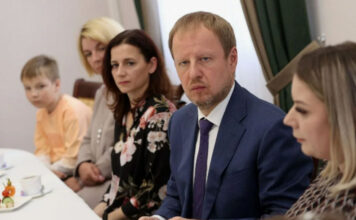Губернатор Алтайского края Виктор Томенко рассказал о современных подходах лечения и реабилитации участников СВО и членов их семей