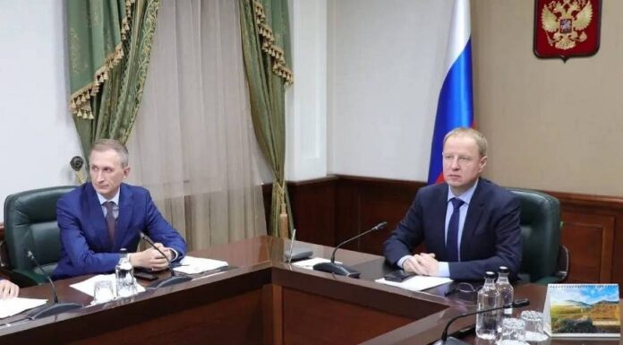 Губернатор Алтайского края Виктор Томенко принял участие во всероссийском совещании по развитию малых технологических компаний