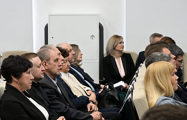 В Алтайском крае подвели итоги работы в сфере транспорта и дорожного хозяйства за 2025 год