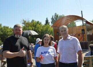 Новые сцена и площадка и душа нараспашку!