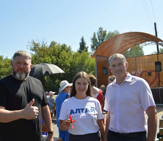 Новые сцена и площадка и душа нараспашку!