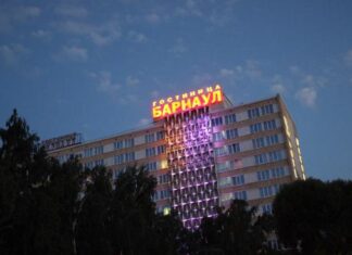 Гостиницы Алтайского края переходят на цифровое заселение